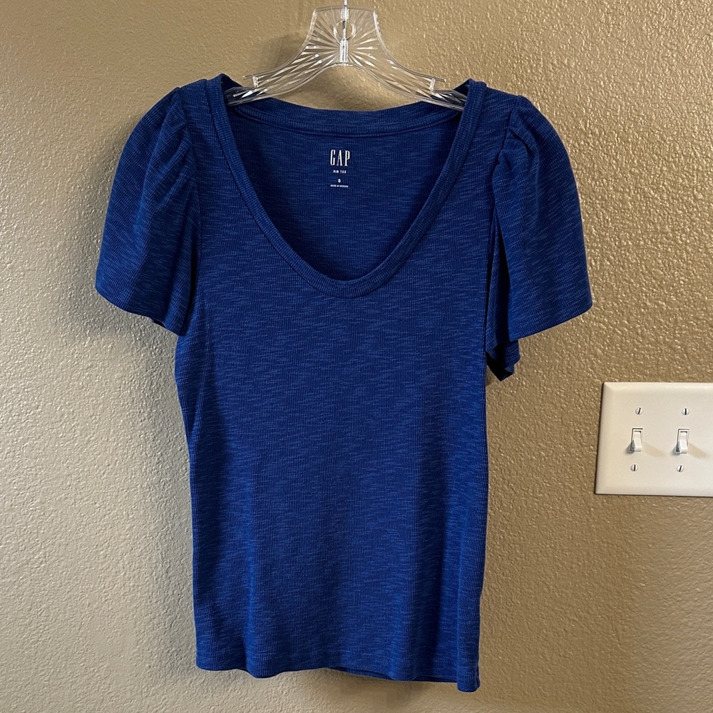 GAP Women's Deep Blue Short Sleeve Rib Tee size small